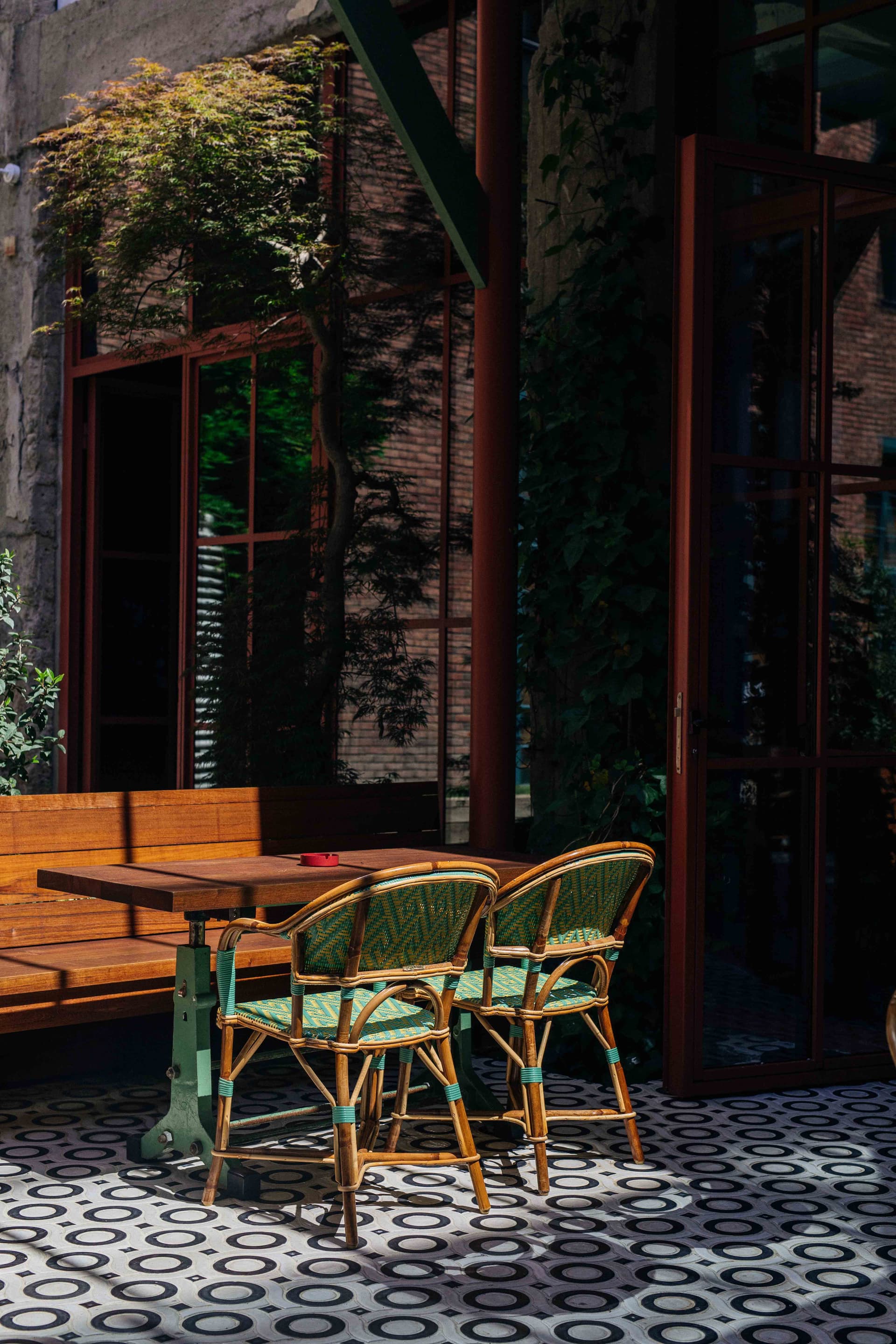 spaces-images-carousel