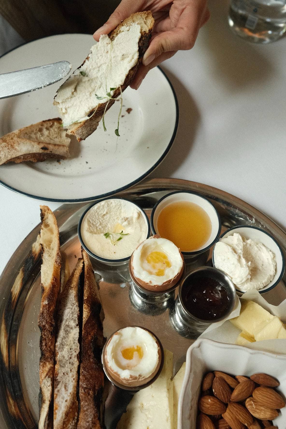 spaces-images-carousel